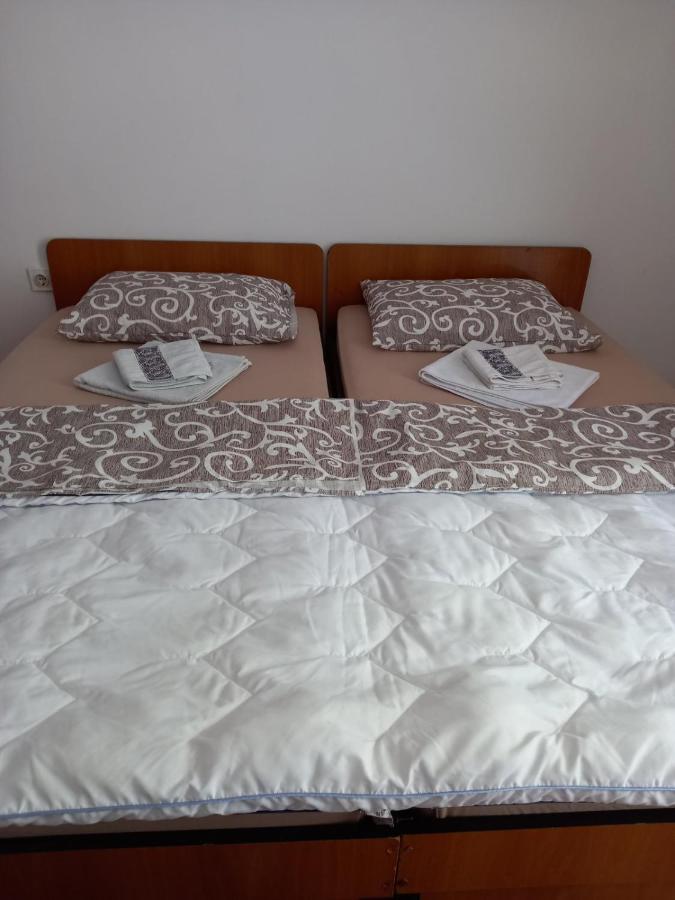 Guesthouse Nikoleta Kotor Exterior photo