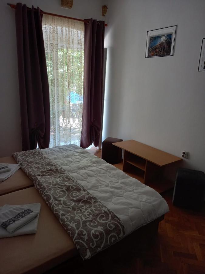 Guesthouse Nikoleta Kotor Exterior photo